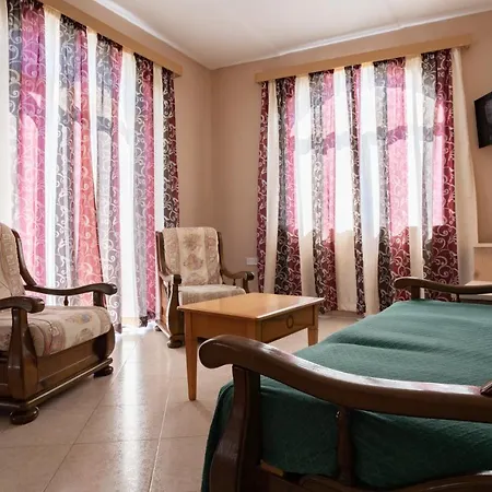 Sunset Seaview Apartment *