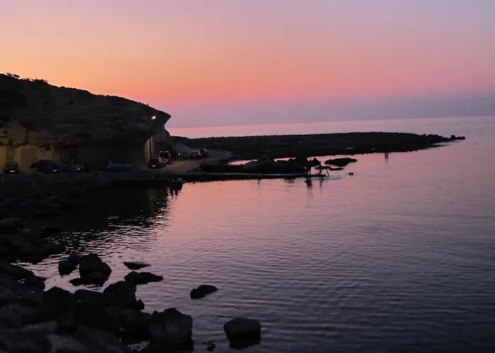 Sunset Seaview Apartment Marsalforn